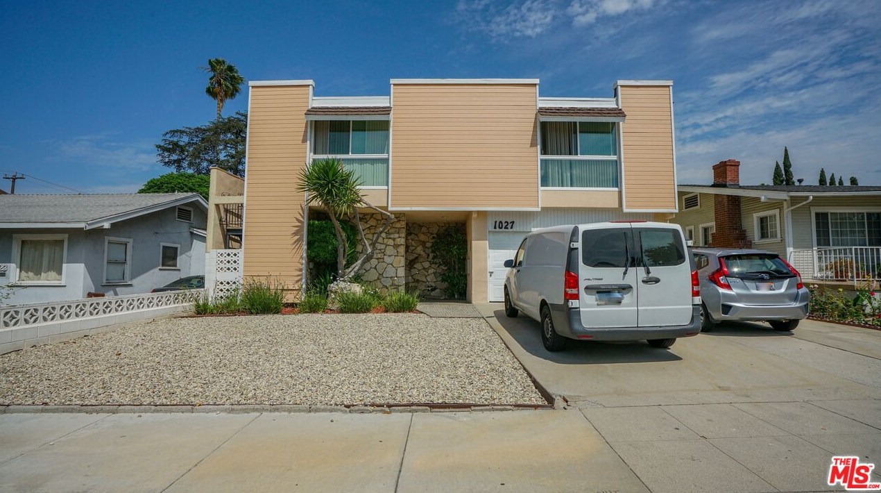 1027 Grover Ave, Glendale, CA 91201