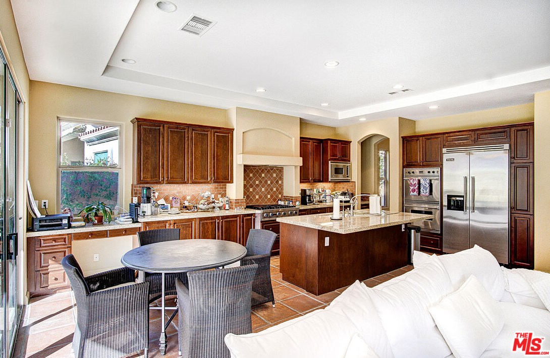 48291 Stillwater Dr, La Quinta, CA 92253