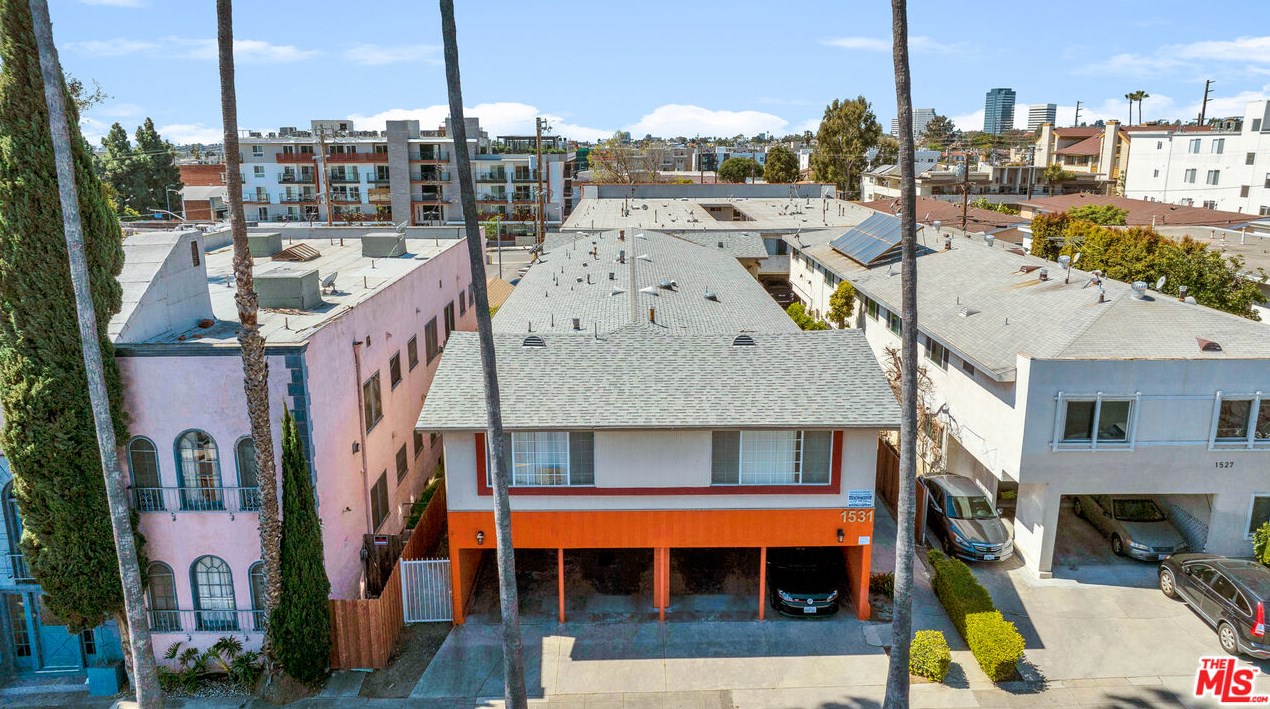 1531 Corinth Ave, Los Angeles, CA 90025-3222