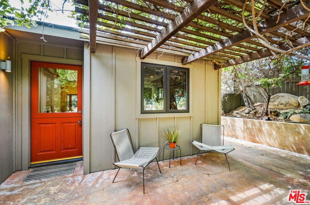 12609 Sisar Rd, Ojai, CA 93023