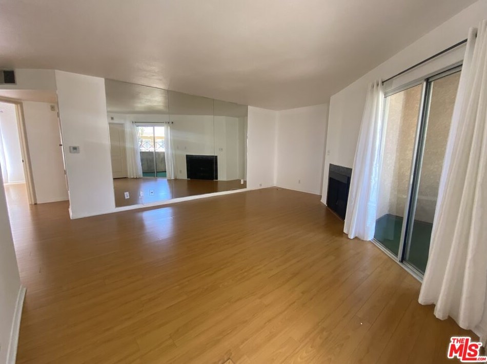 610 Venice Way #106, Inglewood, CA 90302