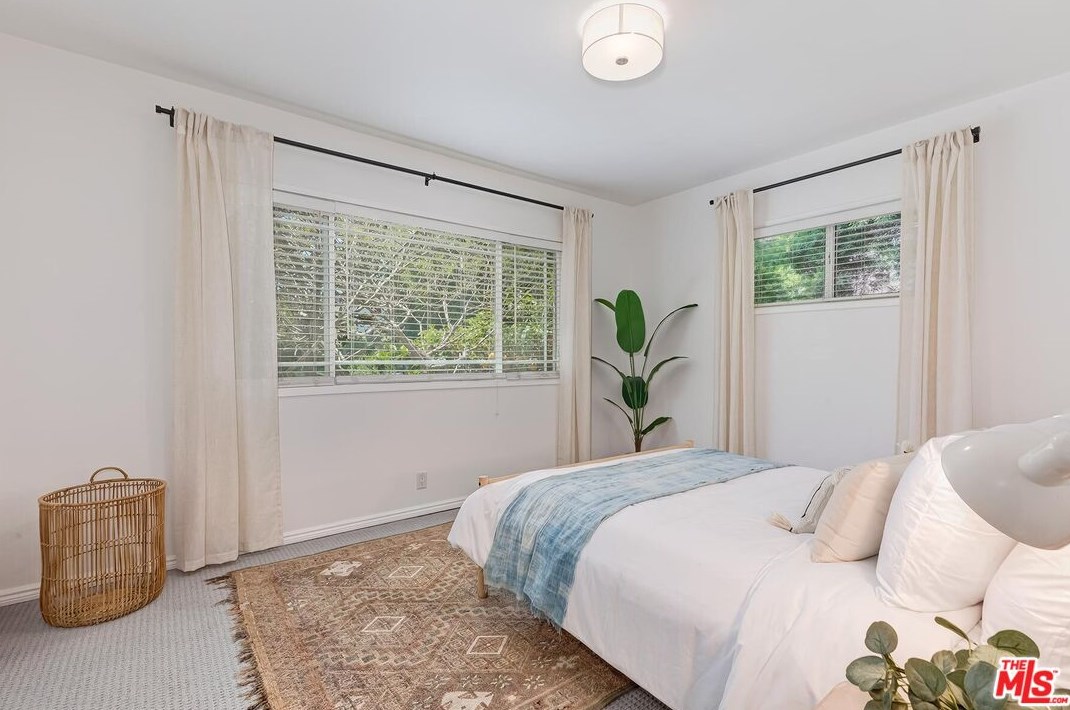 3608 Greenwood Ave, Los Angeles CA  90066-3018 exterior