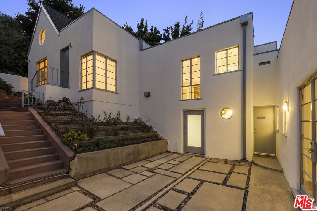 2449 Commonwealth Ave, Los Angeles, CA 90027-2492