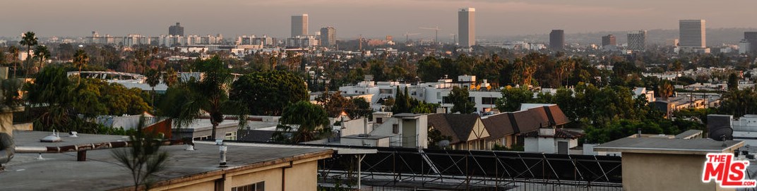 8401 Fountain Ave, Los Angeles CA  90069-2560 exterior
