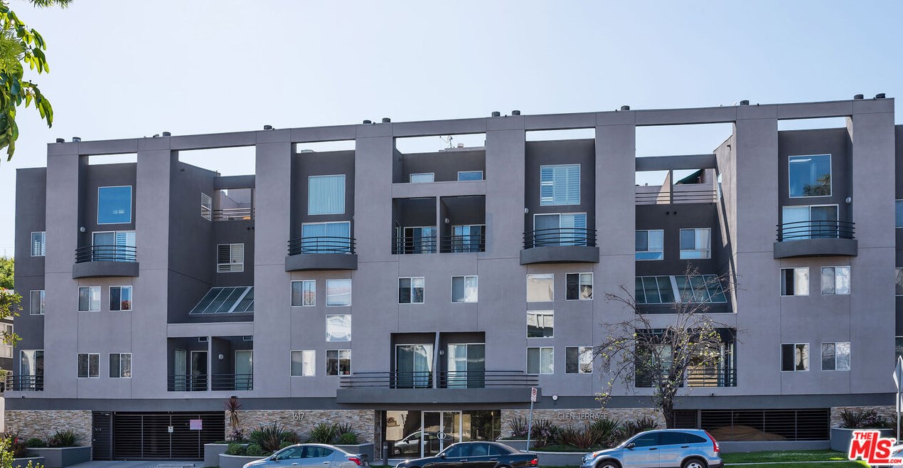 1617 Beverly Glen Blvd, Los Angeles CA  90077-2707 exterior