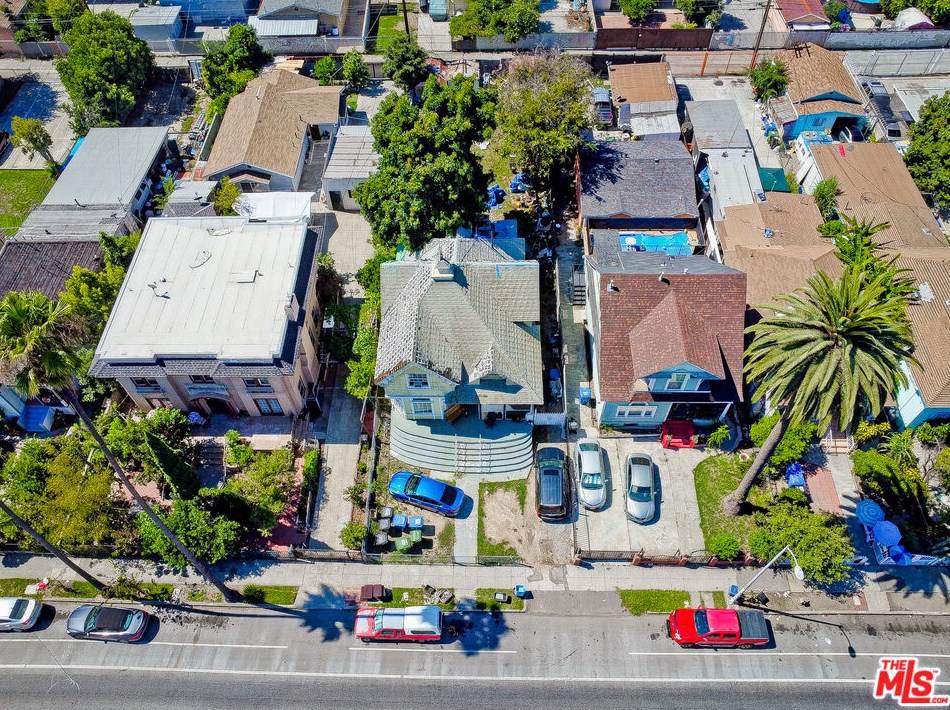 1144 Adams Blvd, Los Angeles, CA 90007-2319
