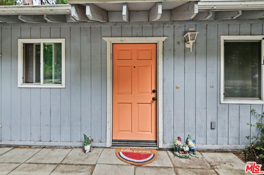 39588 Prospect Dr, Fallsvale, CA 92339-9694