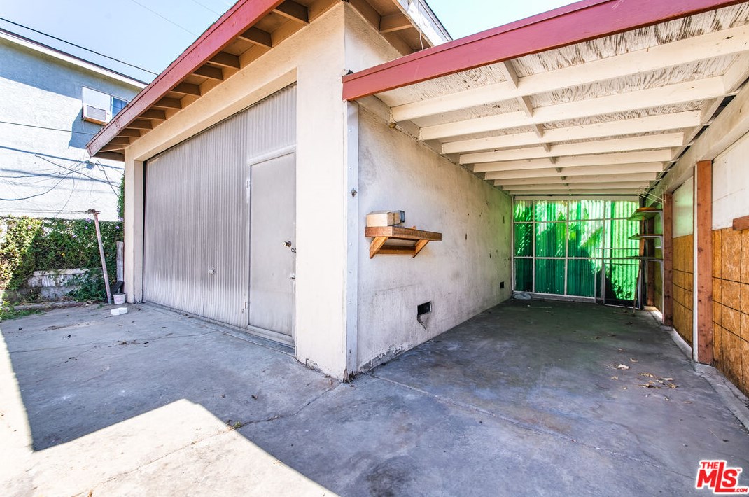 814 Bonnie Beach Pl, Los Angeles CA  90063-1240 exterior