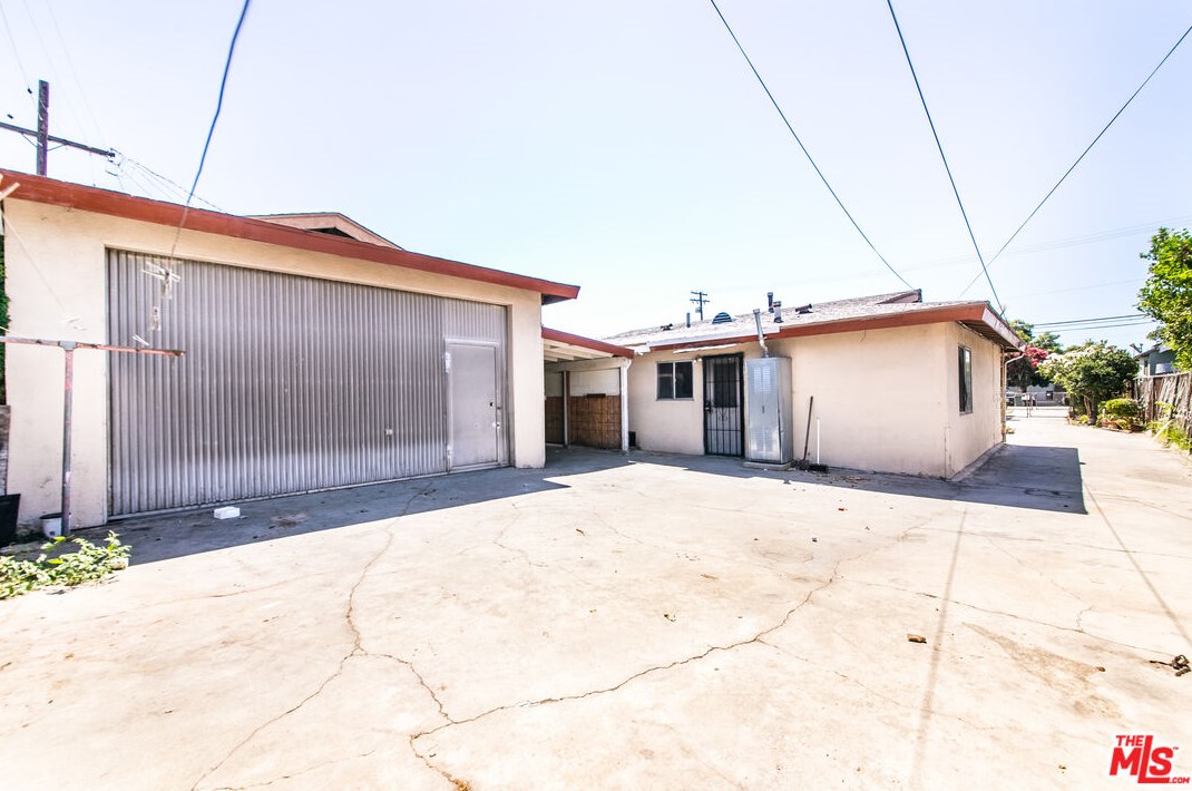 814 Bonnie Beach Pl, Los Angeles CA  90063-1240 exterior