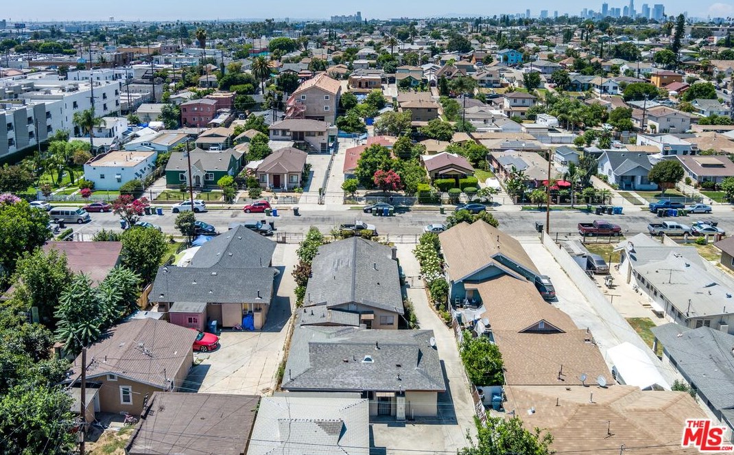 814 Bonnie Beach Pl, Los Angeles CA  90063-1240 exterior