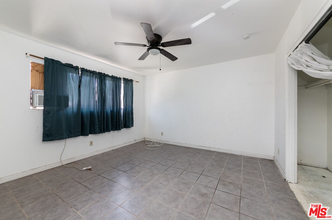 814 Bonnie Beach Pl, Los Angeles CA  90063-1240 exterior