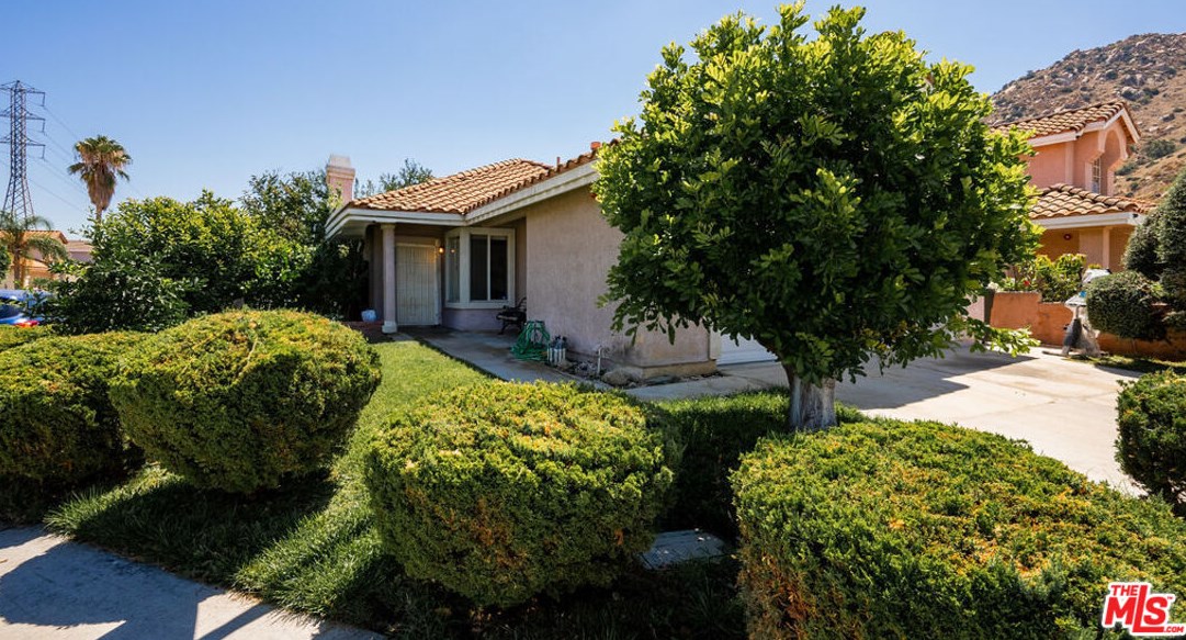 11411 Lime Orchard Ln, Fontana, CA 92337-1002
