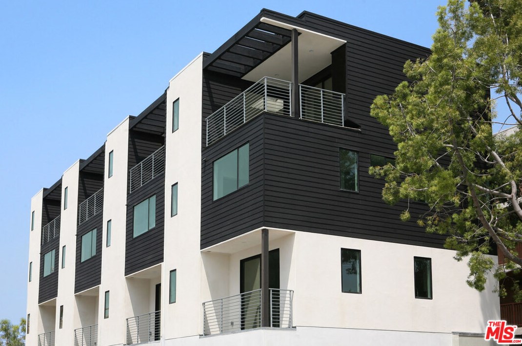 3419 Fletcher Dr, Los Angeles CA  90065-2955 exterior