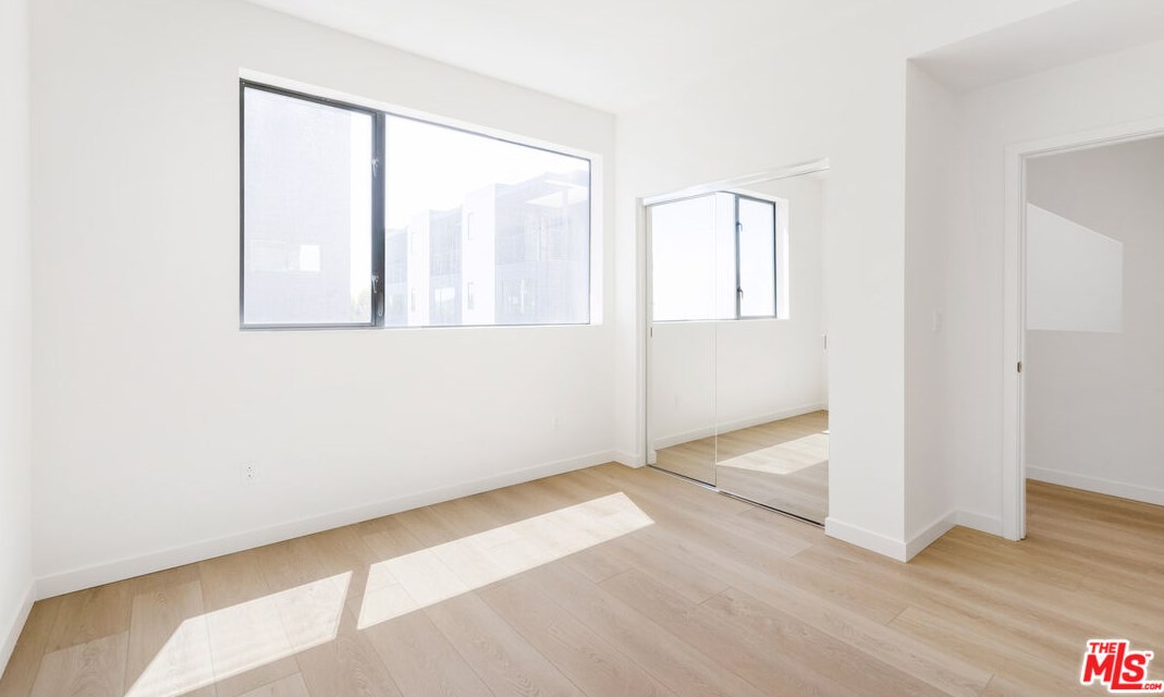 3419 Fletcher Dr, Los Angeles CA  90065-2955 exterior