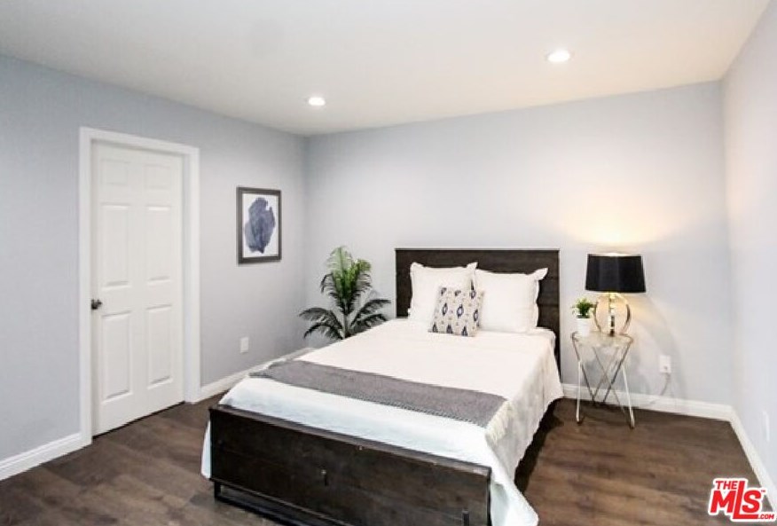 1755 Mansfield Ave, Los Angeles, CA 90019-5448