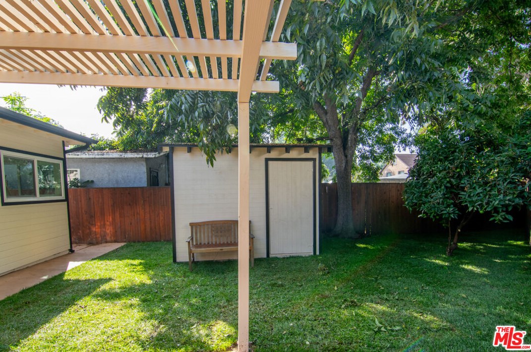 4937 Genevieve Ave, Los Angeles CA  90041-2505 exterior