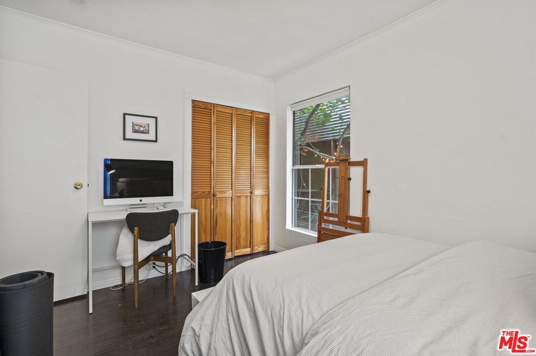 812 Coronado St, Los Angeles CA  90026-3913 exterior