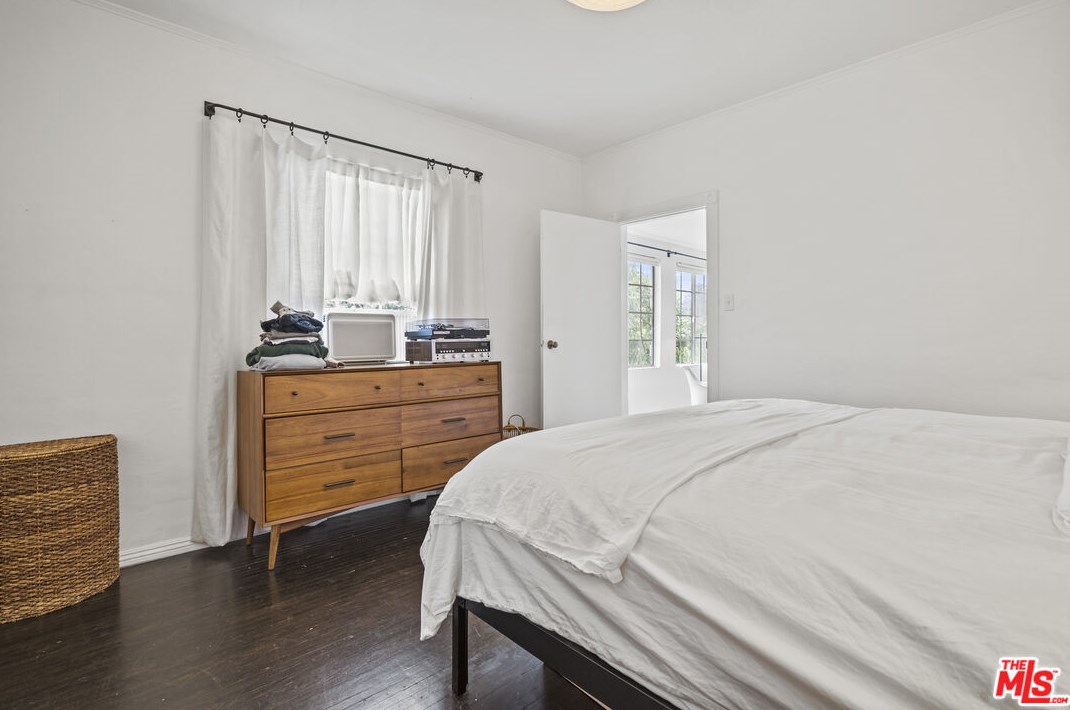 812 Coronado St, Los Angeles CA  90026-3913 exterior