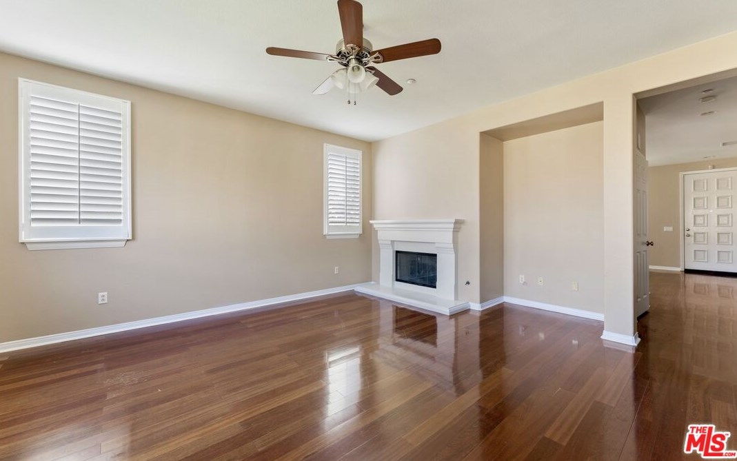 6771 Barnard Ln, Highland, CA 92346