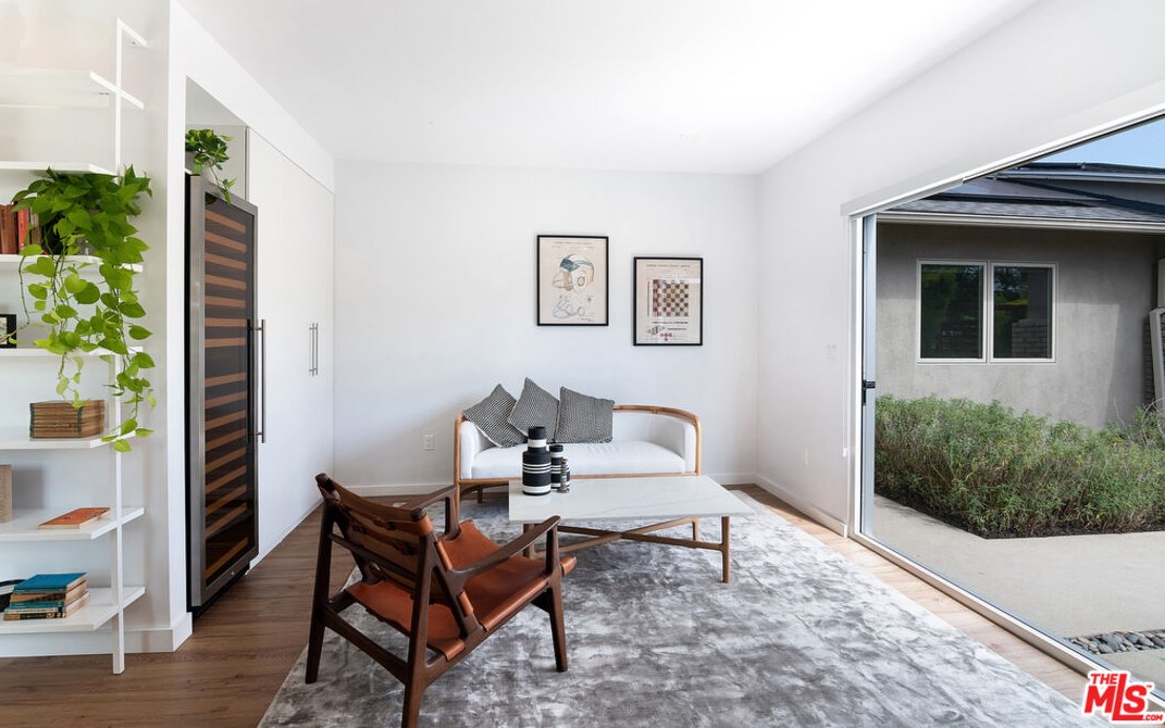 12207 Lawler St, Los Angeles CA  90066-1908 exterior