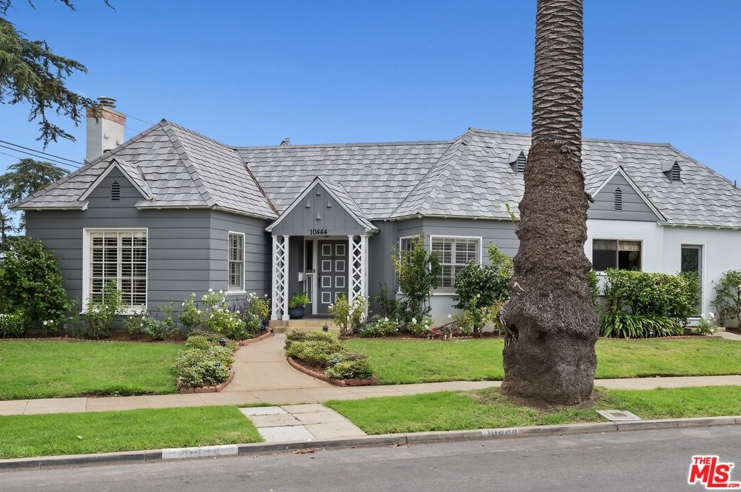 10444 Holman Ave, Los Angeles, CA 90024-6013