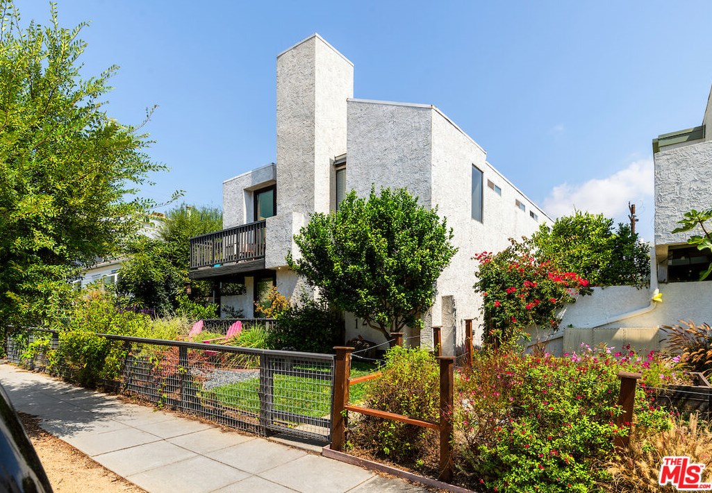 1227 24th St #b, Santa Monica, CA