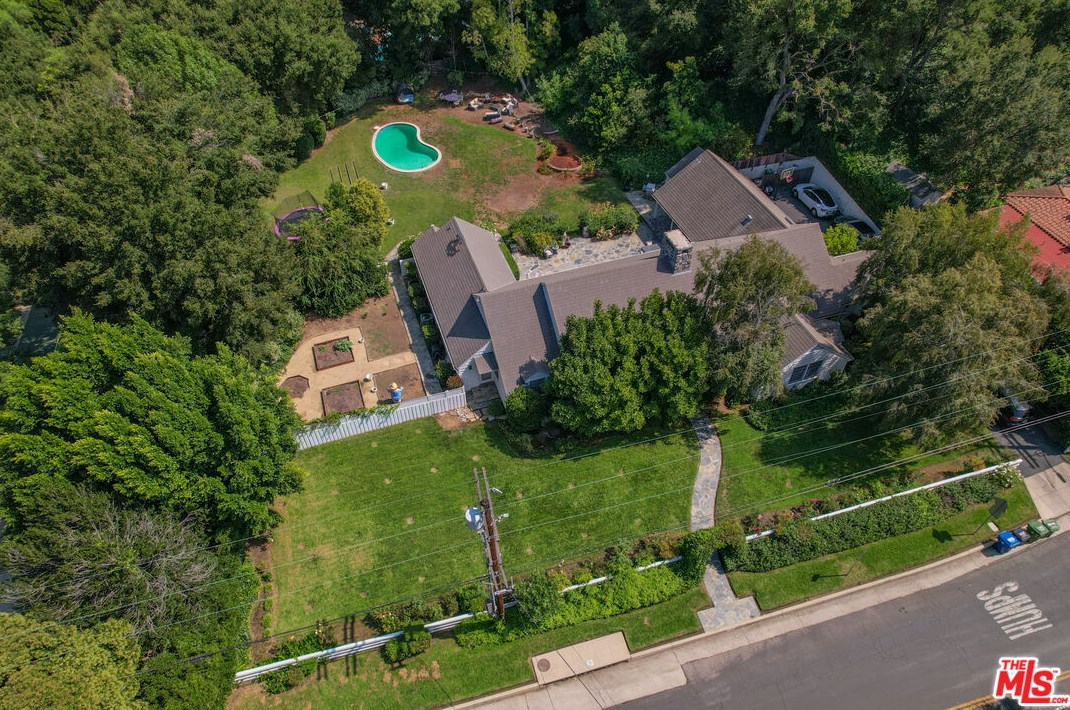 3300 Fryman Rd, North Hollywood, CA 91604-4116