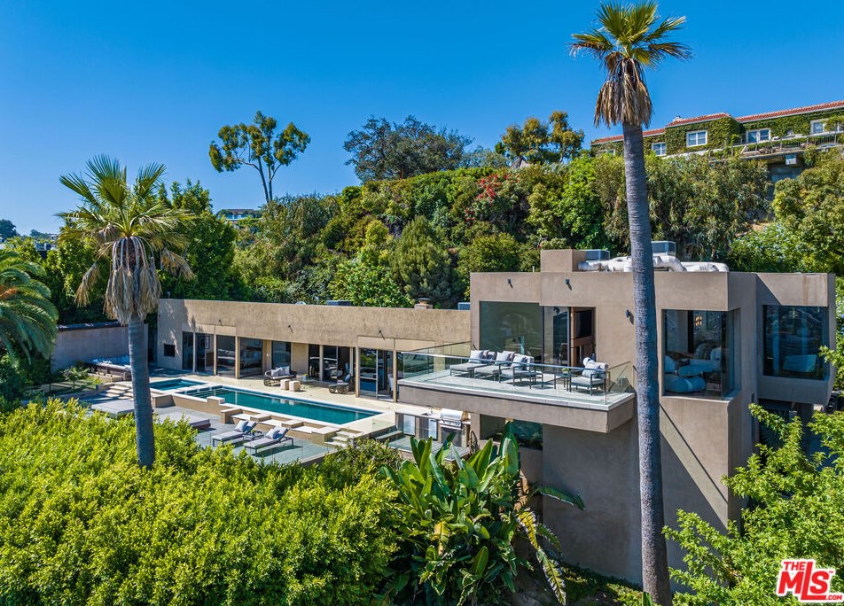 9115 Cordell Dr, Los Angeles, CA 90069-1717