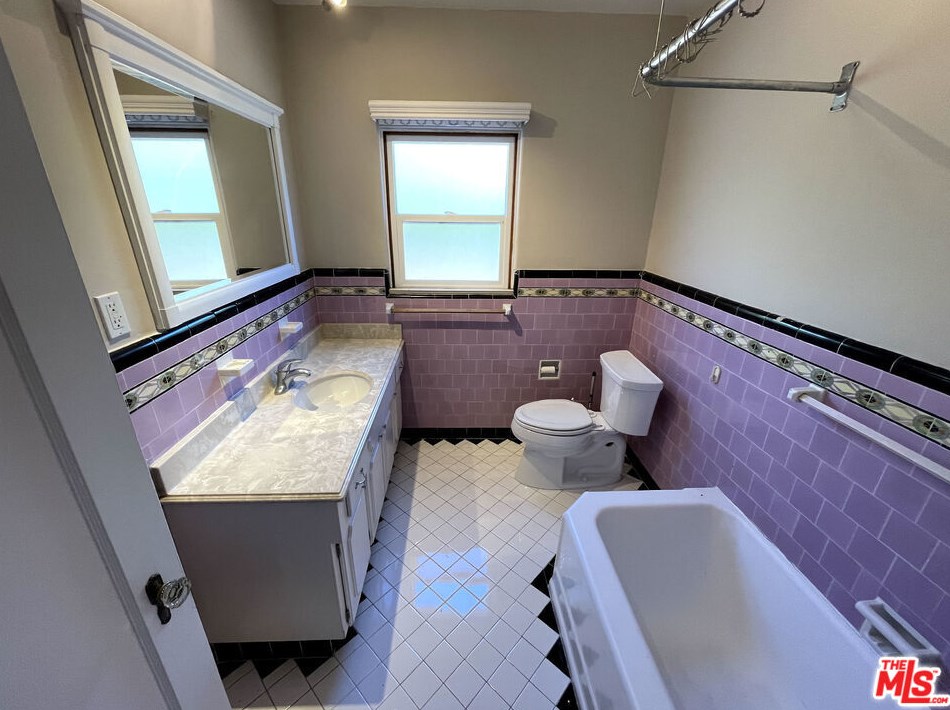 23 Melrose Ave, Pasadena CA  91105-1426 exterior