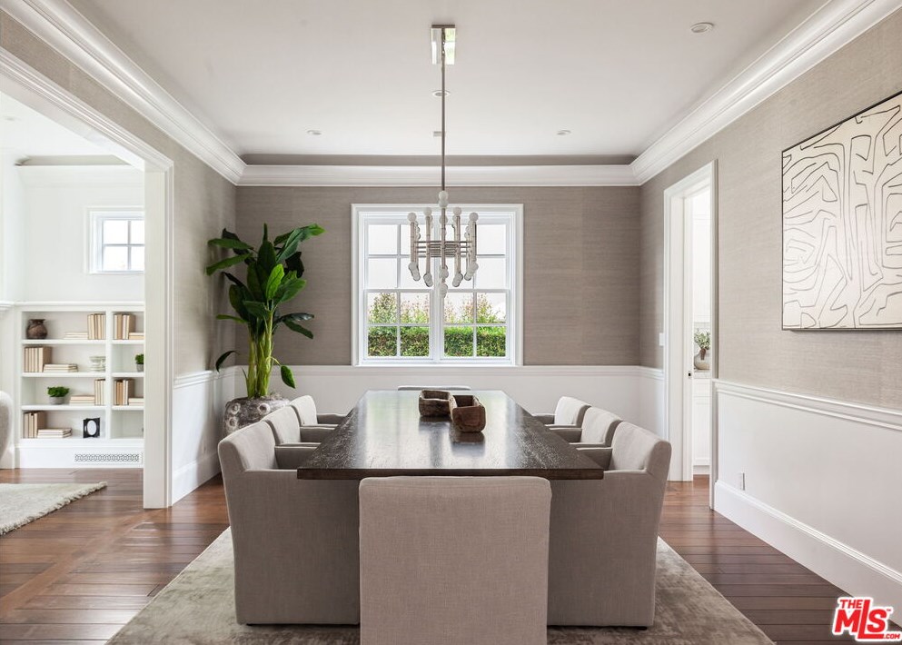 317 Oceano Dr, Los Angeles CA  90049-4123 exterior