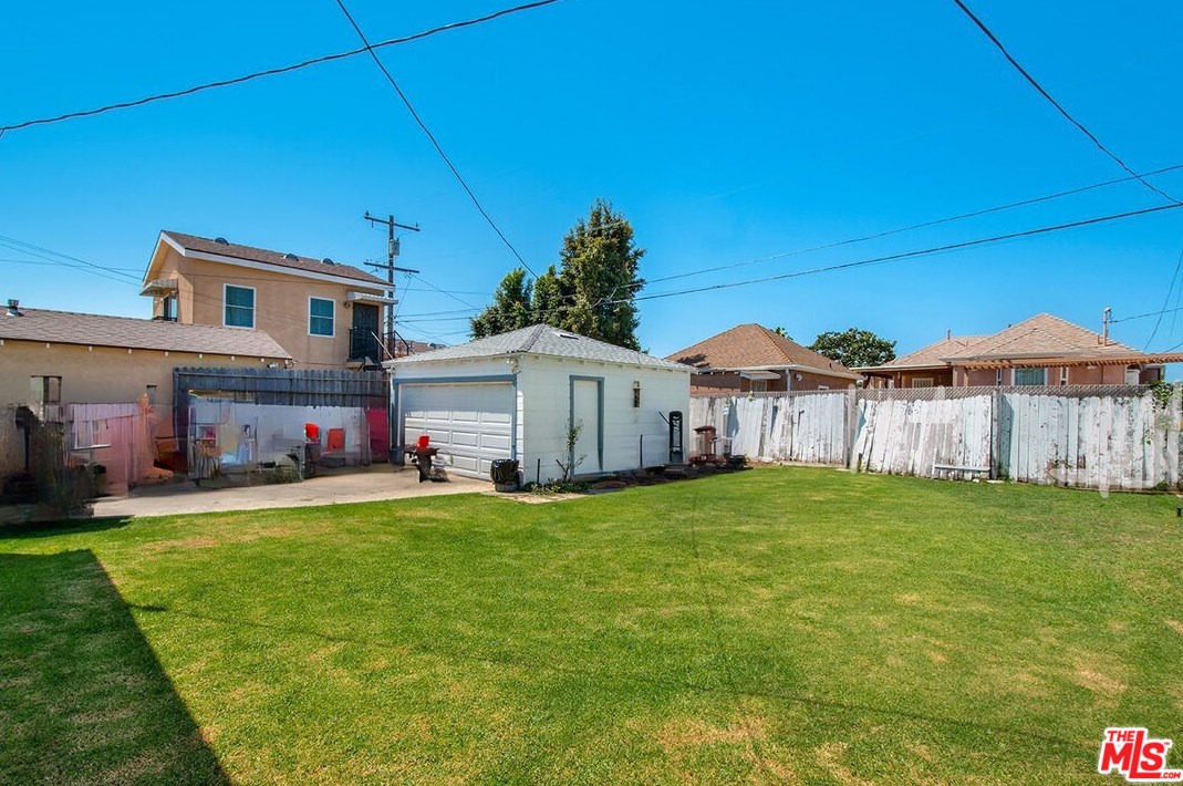 5723 Eileen Ave, Los Angeles, CA 90043-2213