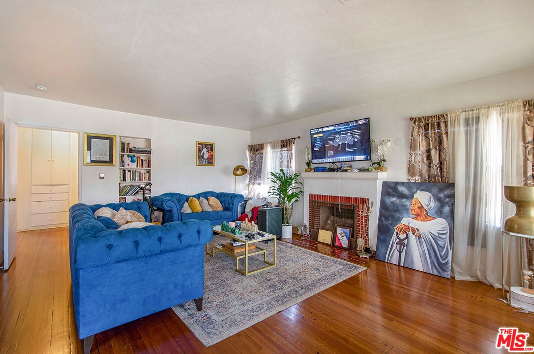 5723 Eileen Ave, Los Angeles CA  90043-2213 exterior