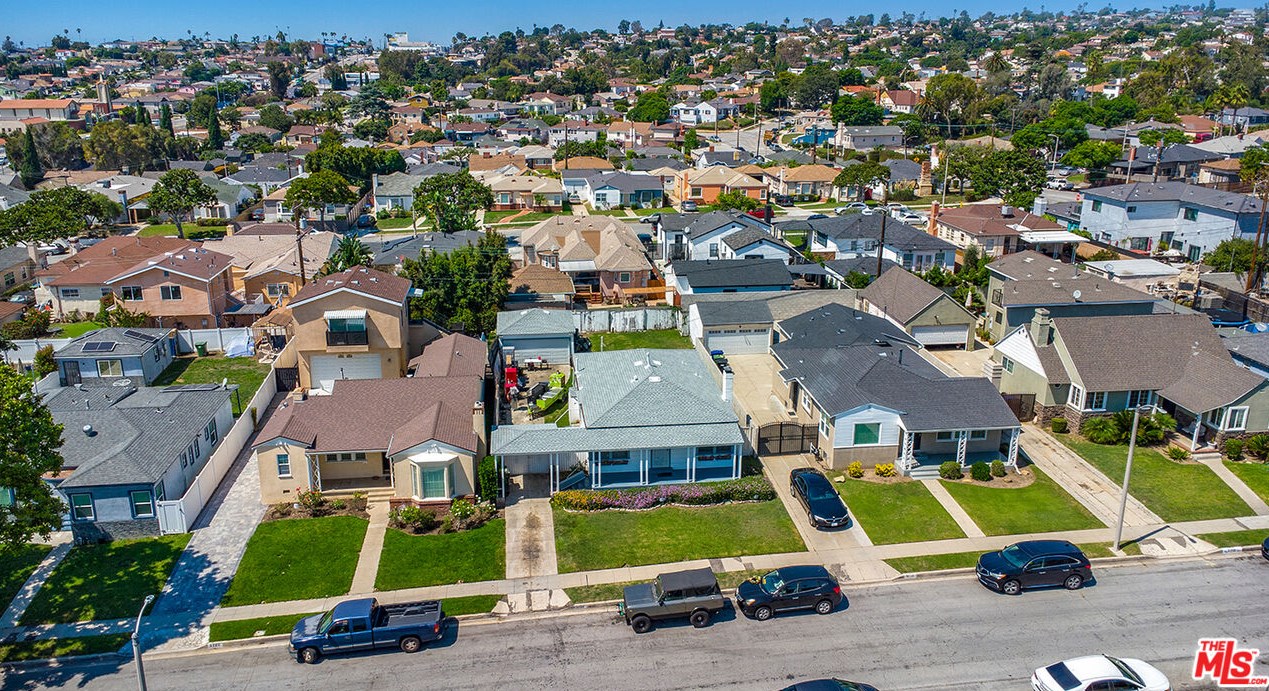 5723 Eileen Ave, Los Angeles CA  90043-2213 exterior