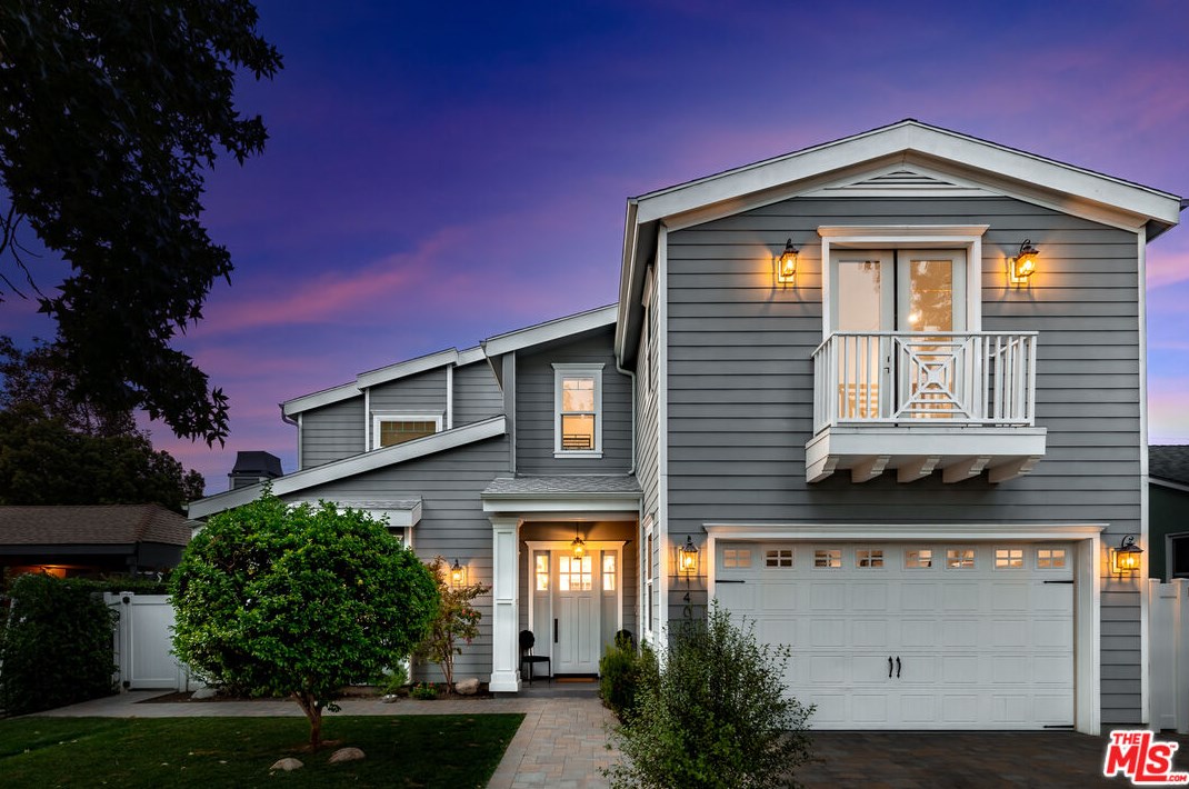 14001 La Maida St, Van Nuys, CA 91423