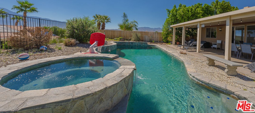 65815 Avenida Pico, Desert Hot Springs CA  92240-1546 exterior
