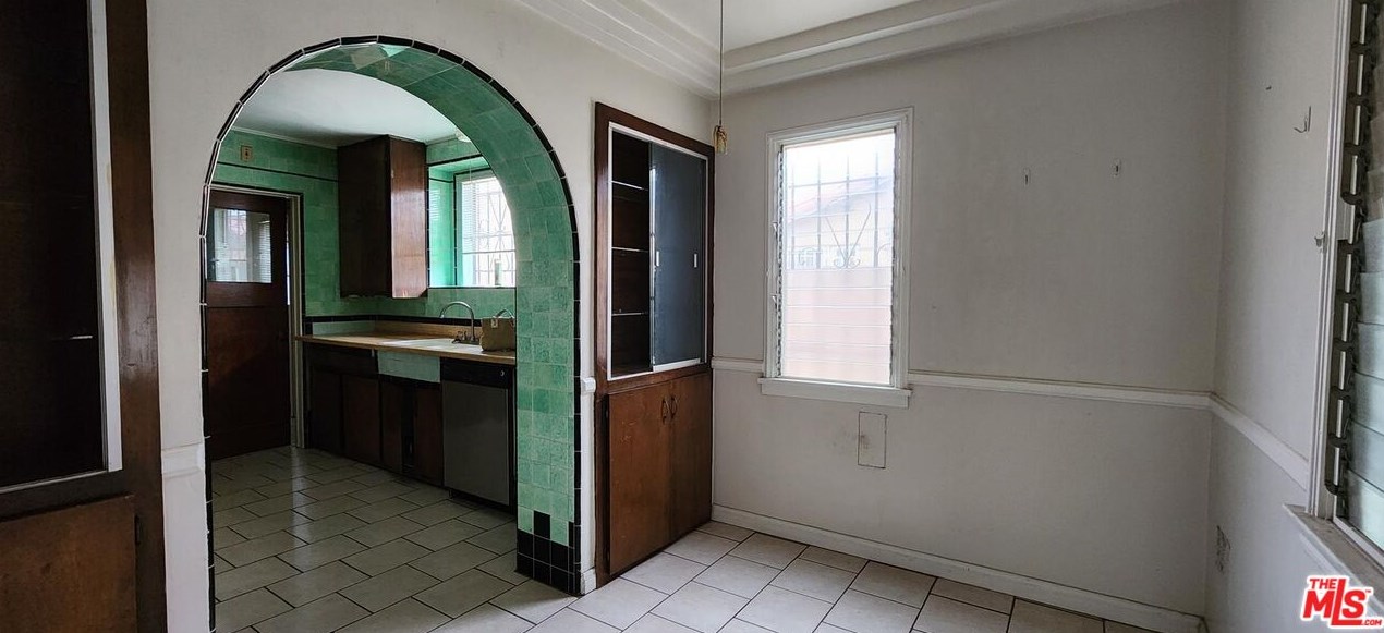 3659 62 St, Los Angeles CA  90043-3748 exterior