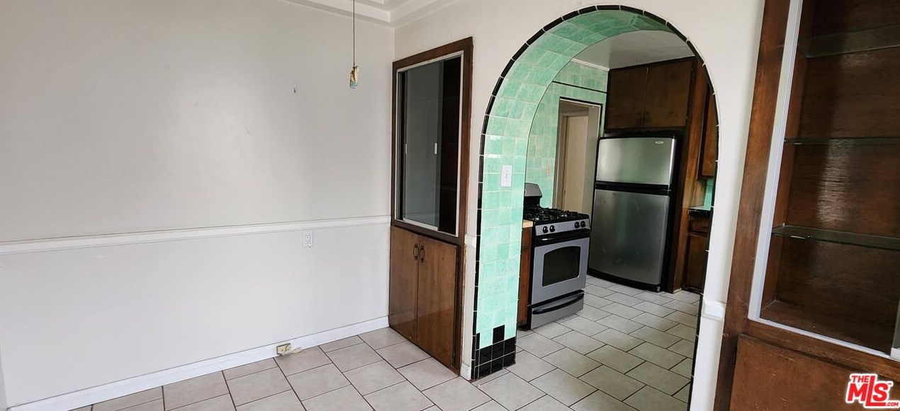 3659 62 St, Los Angeles CA  90043-3748 exterior