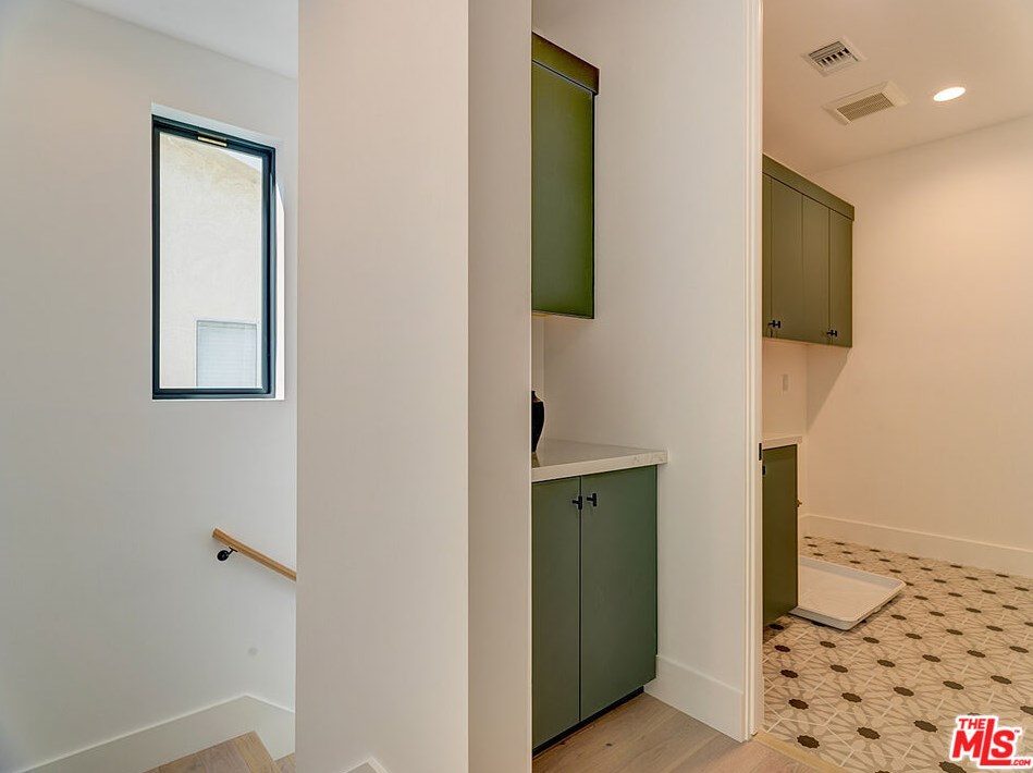 4134 Vinton Ave, Los Angeles CA  90232-3420 exterior