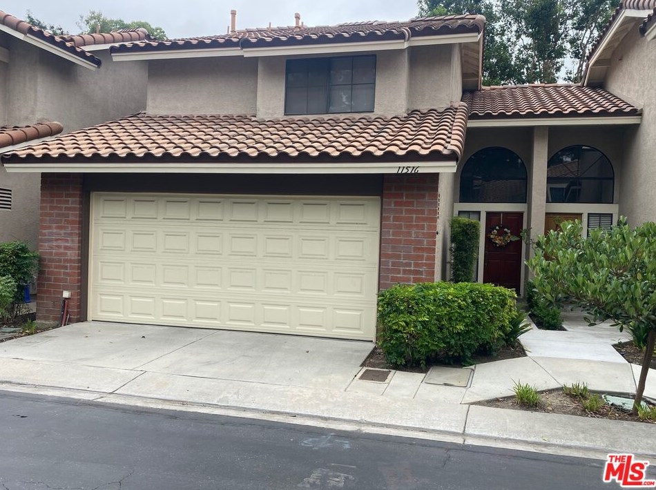 11516 Rochester Ct, Artesia, CA 90703-1757