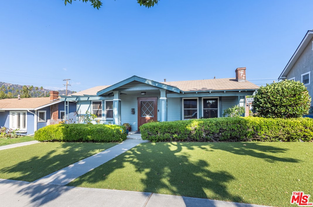 5052 Mount Royal Dr, Los Angeles, CA 90041-2102