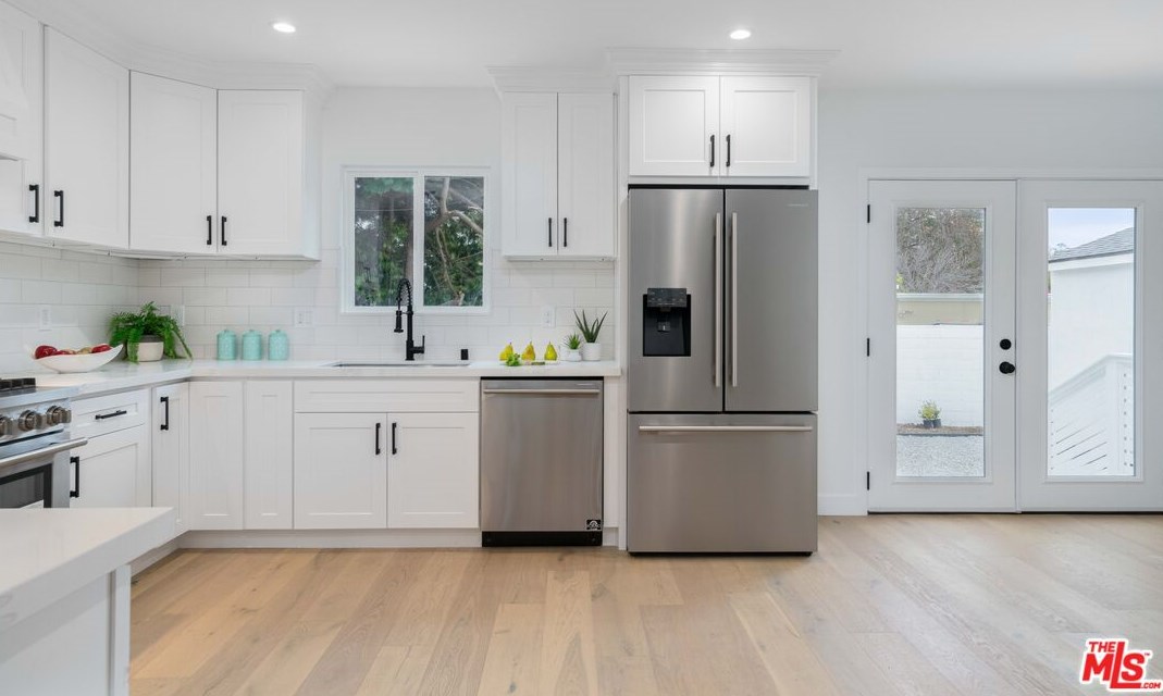 5501 77th St, Los Angeles CA  90045-3213 exterior