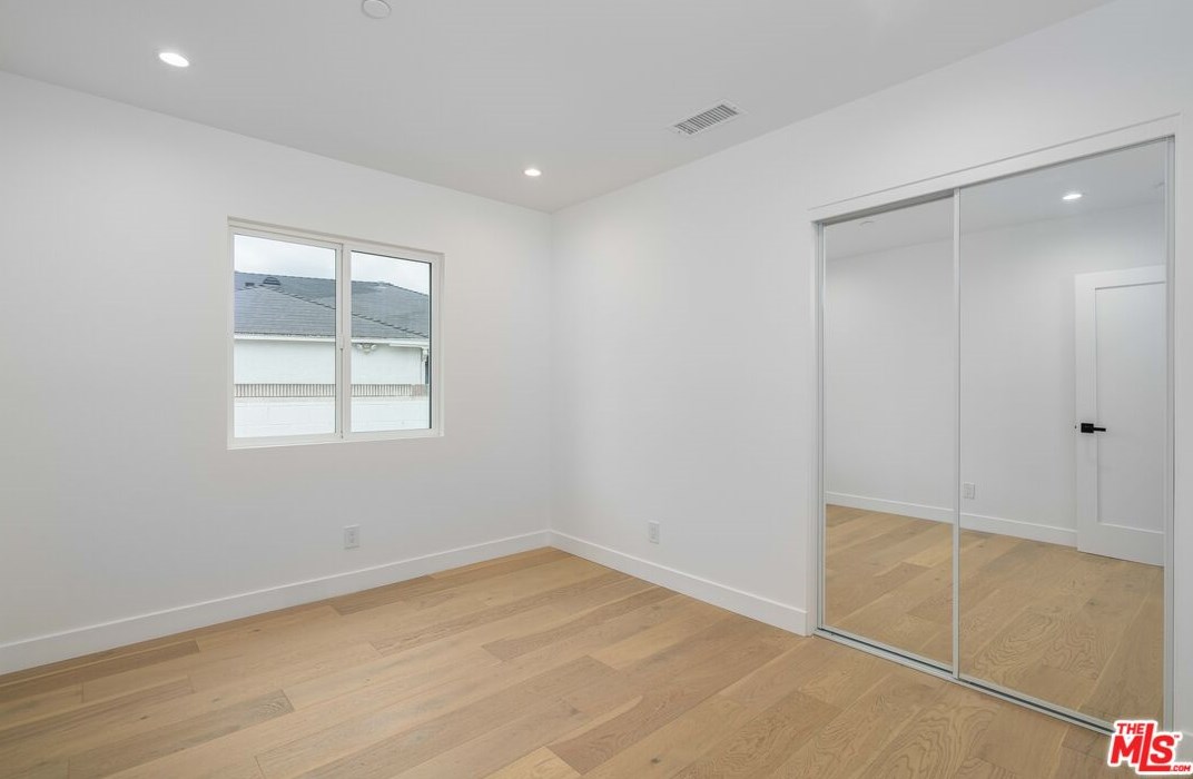 5501 77th St, Los Angeles CA  90045-3213 exterior