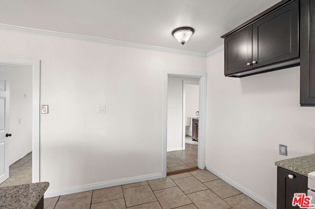 4805 Mascot St, Los Angeles CA  90019-5530 exterior