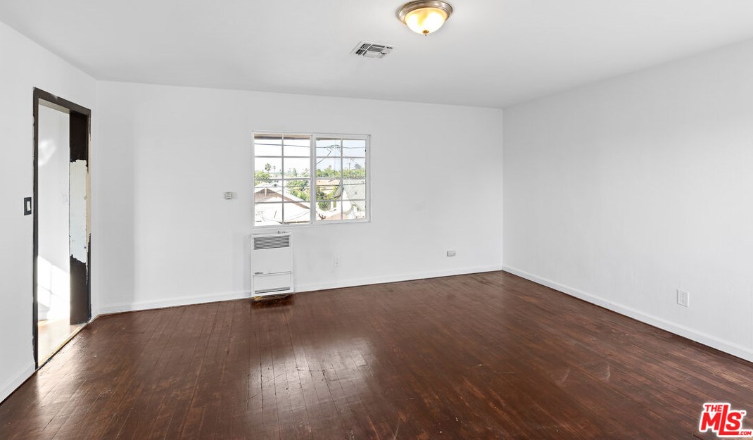 4805 Mascot St, Los Angeles CA  90019-5530 exterior