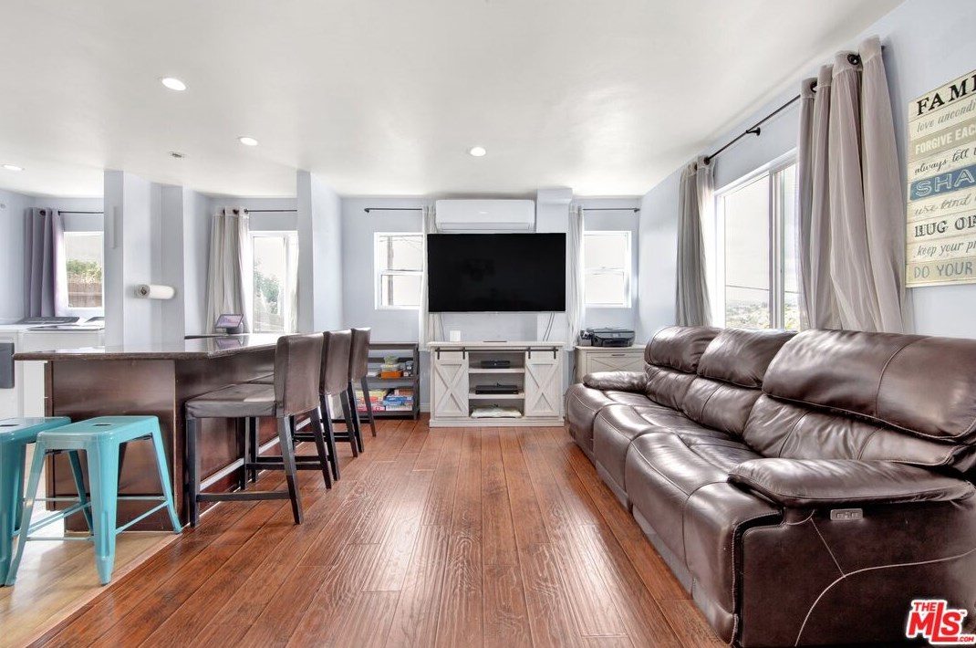 4404 Comly St, Los Angeles, CA 90063-1013