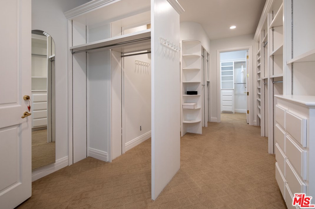 10259 Century Woods Dr, Los Angeles CA  90067-6312 exterior