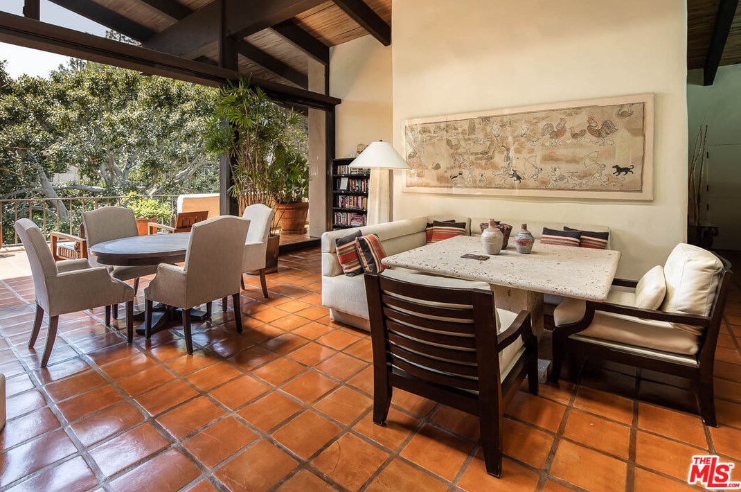 10259 Century Woods Dr, Los Angeles CA  90067-6312 exterior