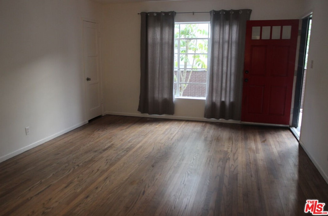 2831 Arizona Ave #a, Santa Monica, CA 90404