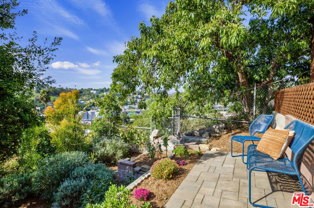 5120 Williams Pl, Los Angeles CA  90032-4016 exterior