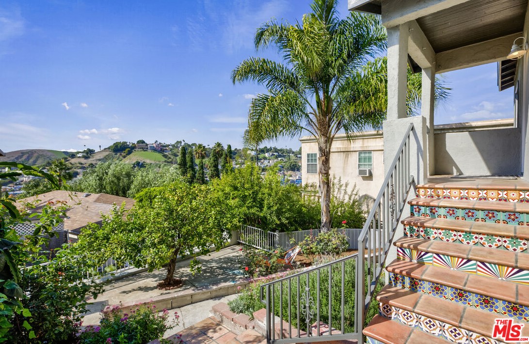 5120 Williams Pl, Los Angeles CA  90032-4018 exterior